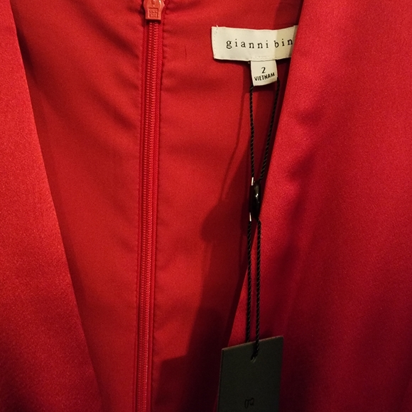 Gianni Bini Vibrant Red Satin Dress - Picture 2 of 4